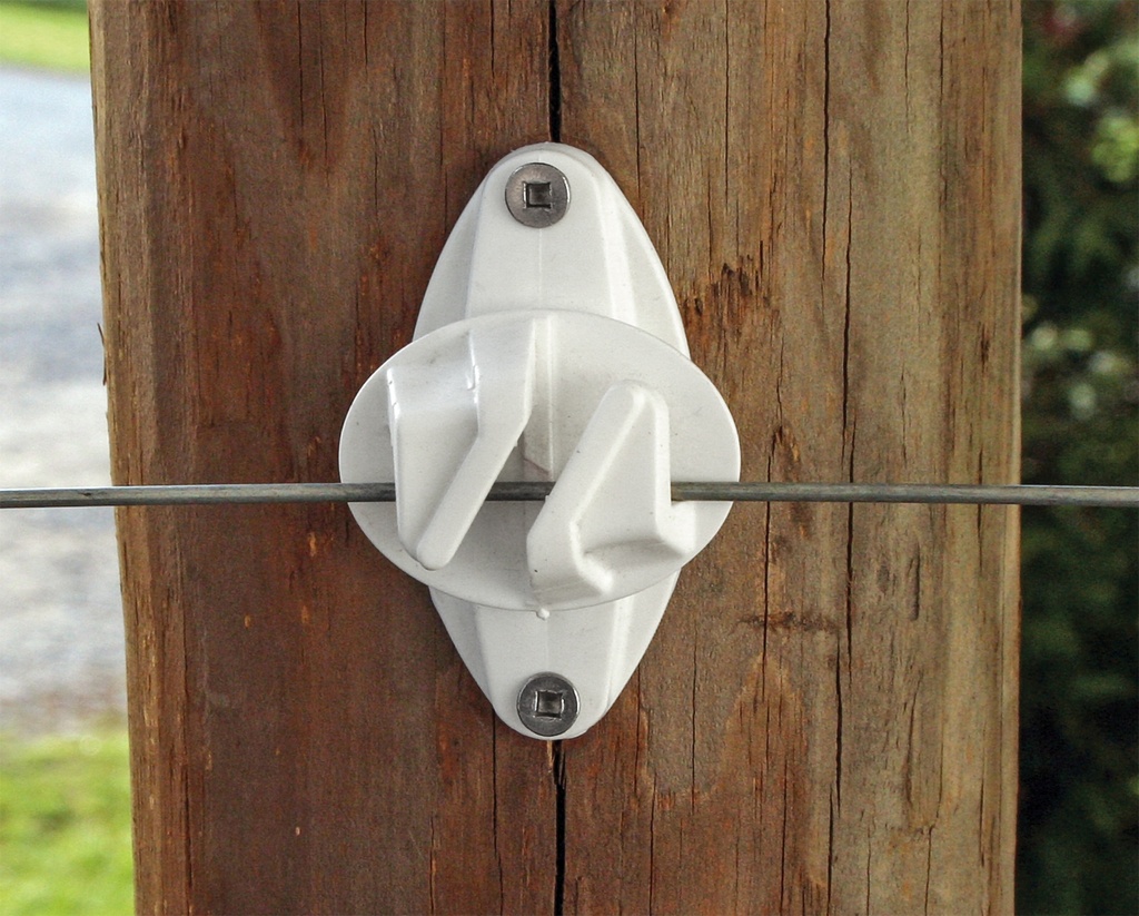 Nail-On Claw Insulator